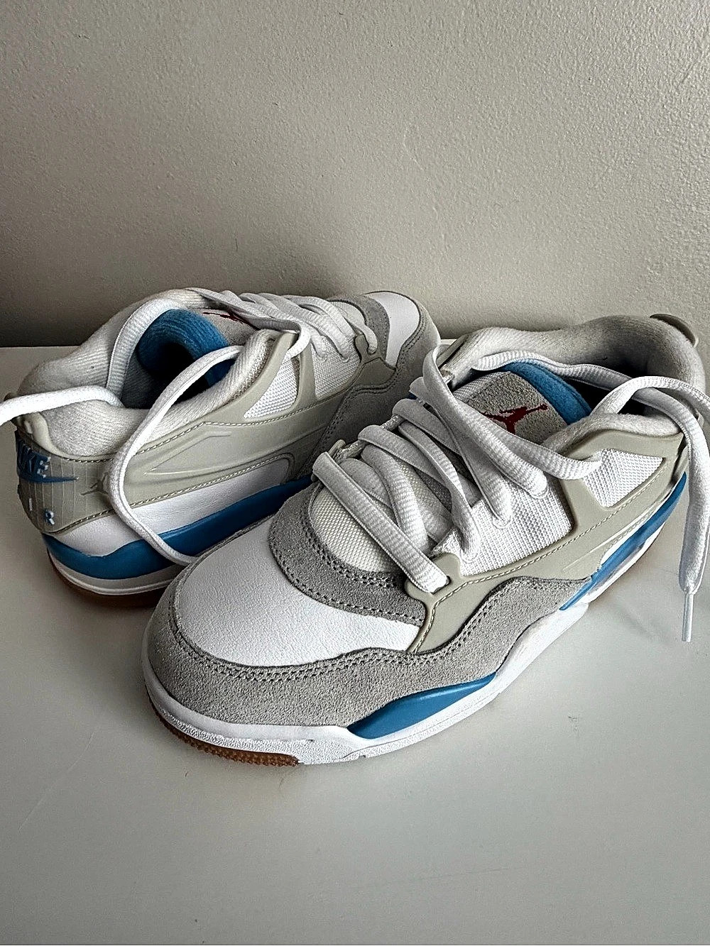 Jordan Air Jordan Legacy 312 Low Boys US 5Y White & Blue Sneakers